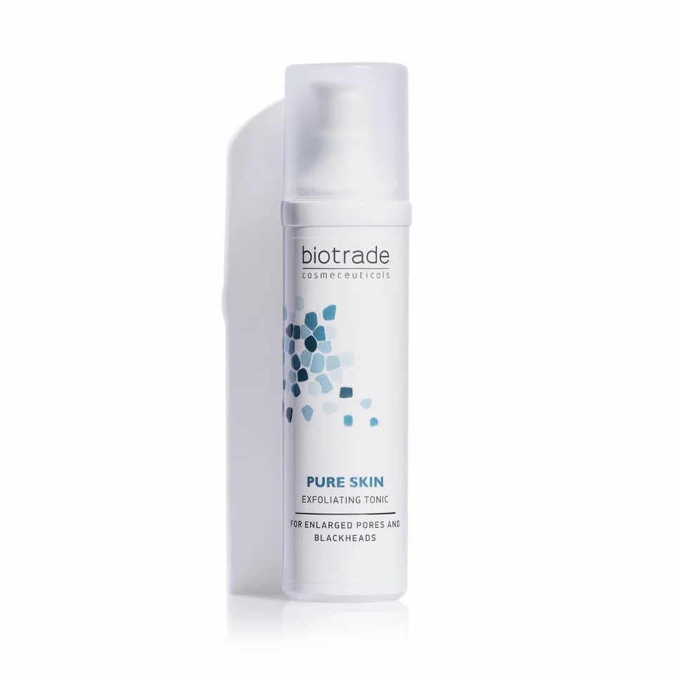 Weißes Flaschenspray Pure Skin Exfoliating Tonic. Marke Biotrade. Für vergrößerte Poren und Mitesser.