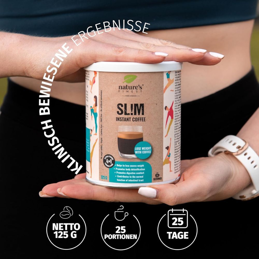 Hände halten Dose Nature's Finest Slim Instant Coffee. Aufschrift: Lose Weight With Coffee. 125g, 25 Portionen, 25 Tage. Klinisch bewiesene Ergebnisse.