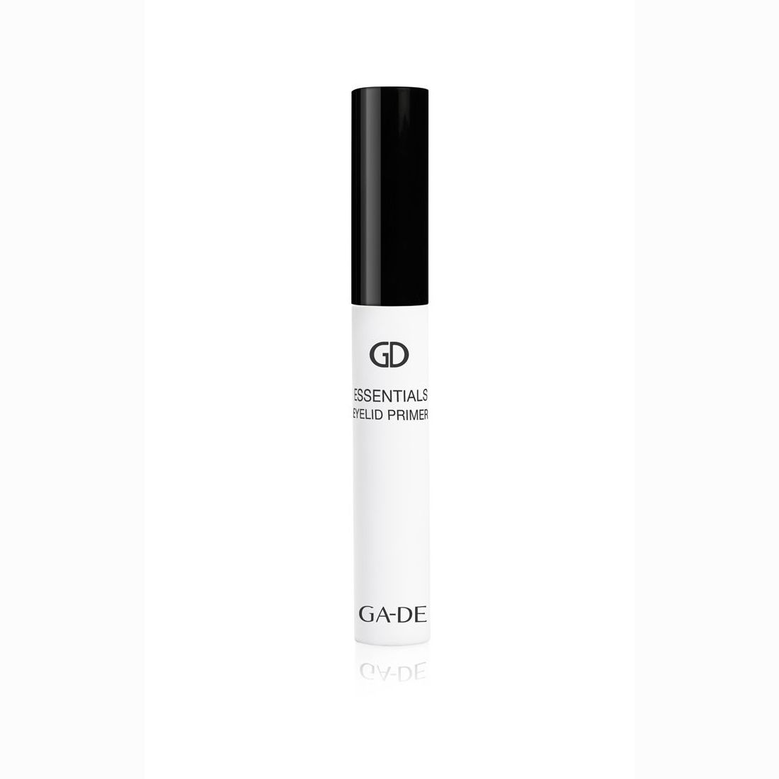 Weißer Behälter mit schwarzem Deckel. Aufschrift: GD Essentials Eyelid Primer. Marke: GA-DE.