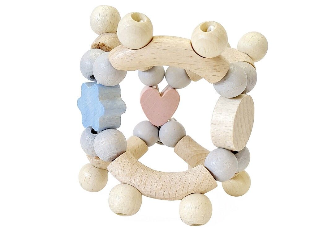 Motorikrassel Herzchen N.ro/bl aus Holz. Quadratische Form mit Holzkugeln, Herz, Stern und Zylinder. Rosa, blau und Naturfarben.