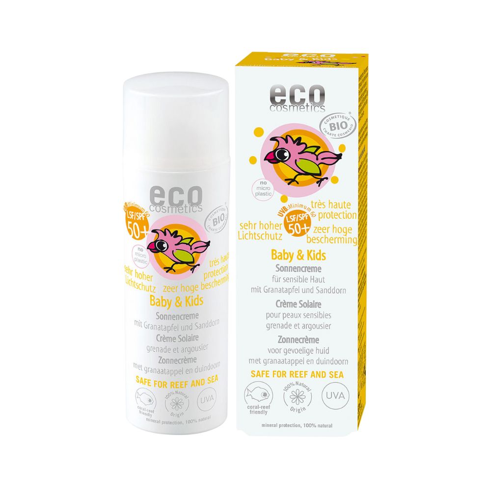 Sonnencreme-Tube und -Verpackung. Aufschrift: Baby & Kids, LSF 50+, eco cosmetics. Mit Bio-Siegel und Illustration eines Vogels.