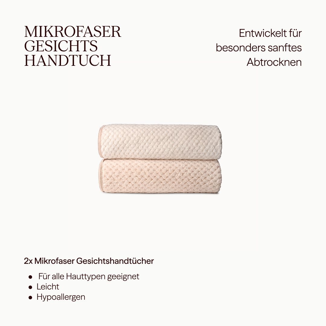 Zwei gefaltete, beige Mikrofasertücher. Text: 2x Mikrofasertücher. Für alle Hauttypen geeignet, leicht, hypoallergen.