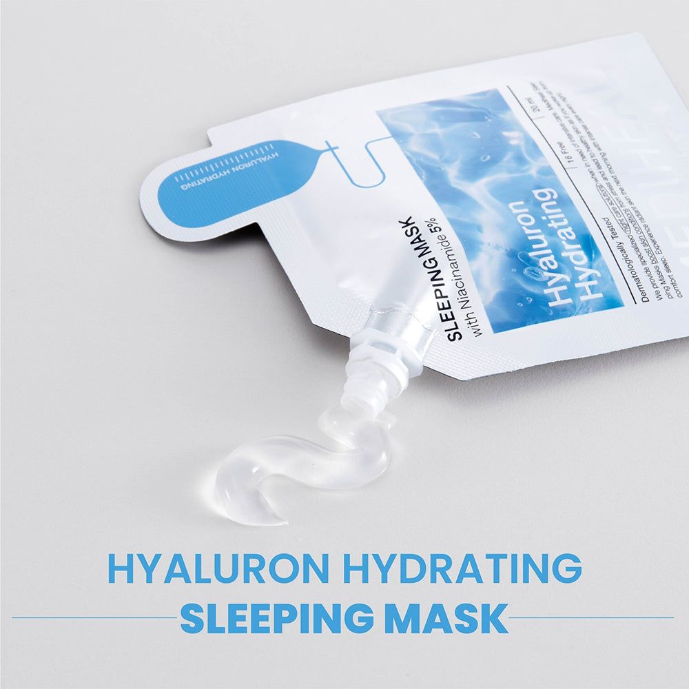 MEDIHEAL Hyaluron Hydrating Sleeping Mask. Produkt wird aus dem Beutel gedrückt. Text: Hyaluron Hydrating Sleeping Mask.