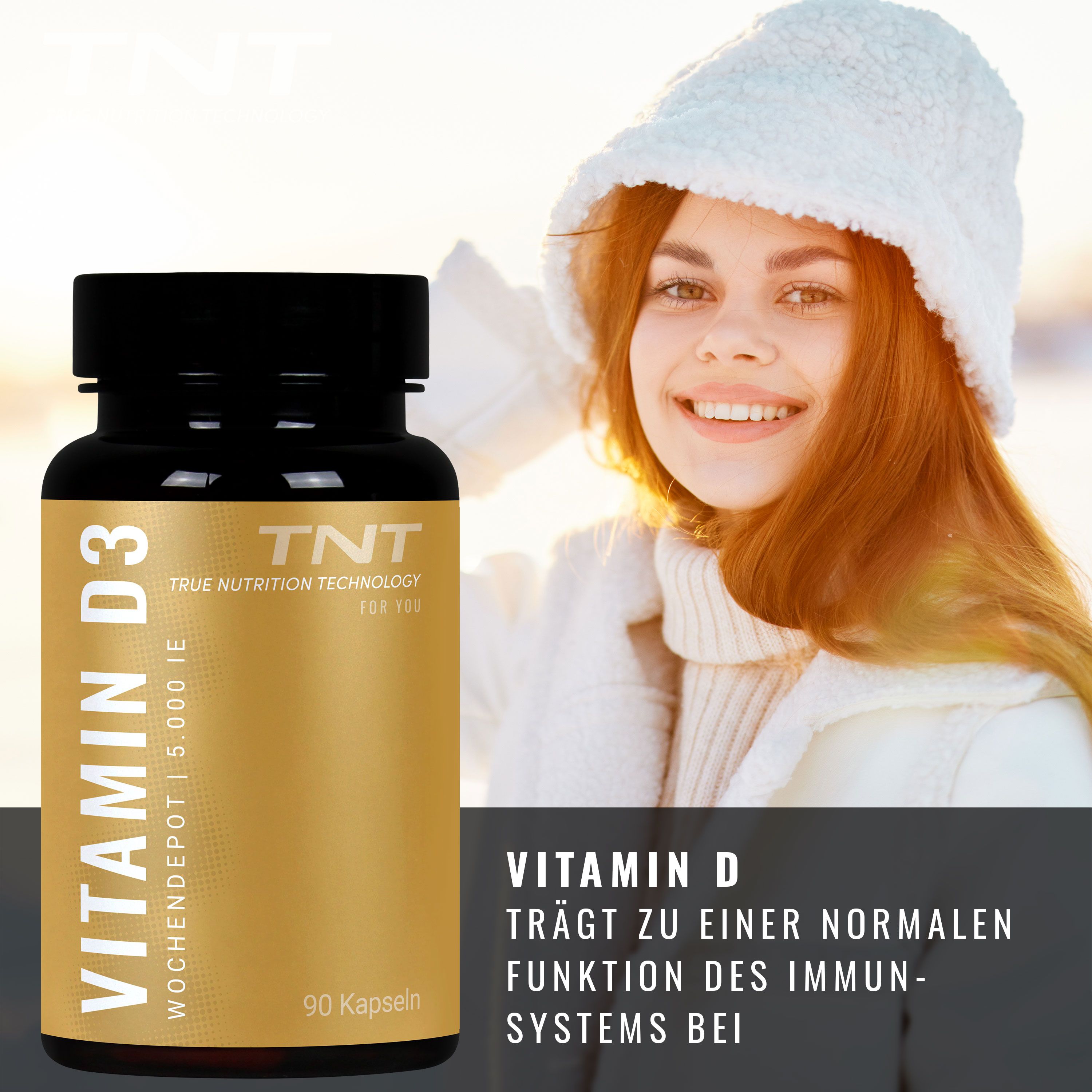 Frau mit weißer Mütze neben einer Flasche TNT Vitamin D3 Wochendepot 5.000 i.E. 90 Kapseln. Text: Vitamin D trägt zur normalen Funktion des Immunsystems bei.