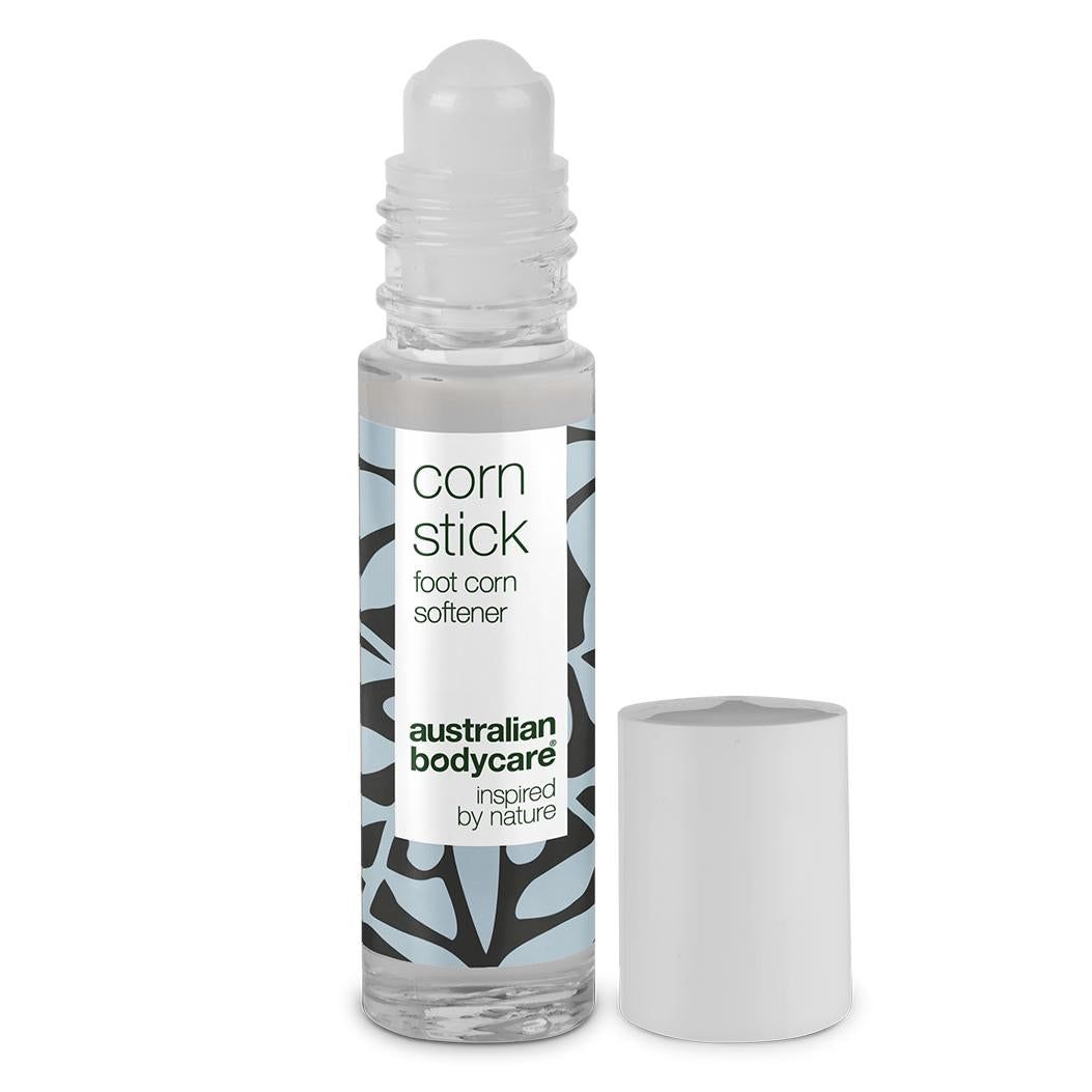 Roll-on-Flasche mit weißem Deckel. Aufschrift: corn stick, foot corn softener, australian bodycare.