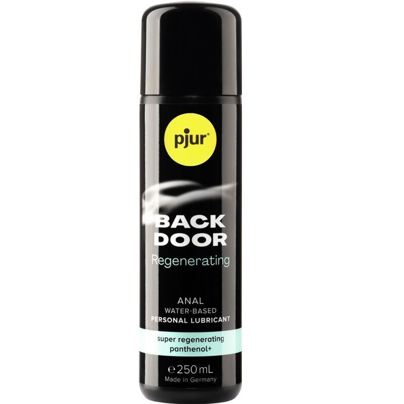 Zylindrische Flasche mit schwarzem Deckel. Aufschrift: pjur, BACK DOOR, Regenerating, ANAL water-based PERSONAL LUBRICANT. 250 ml.