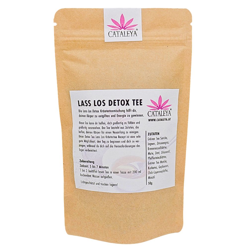 Braune Papiertüte mit 'Lass Los Detox Tee' und Zutatenliste. Marke: CATALEYA.