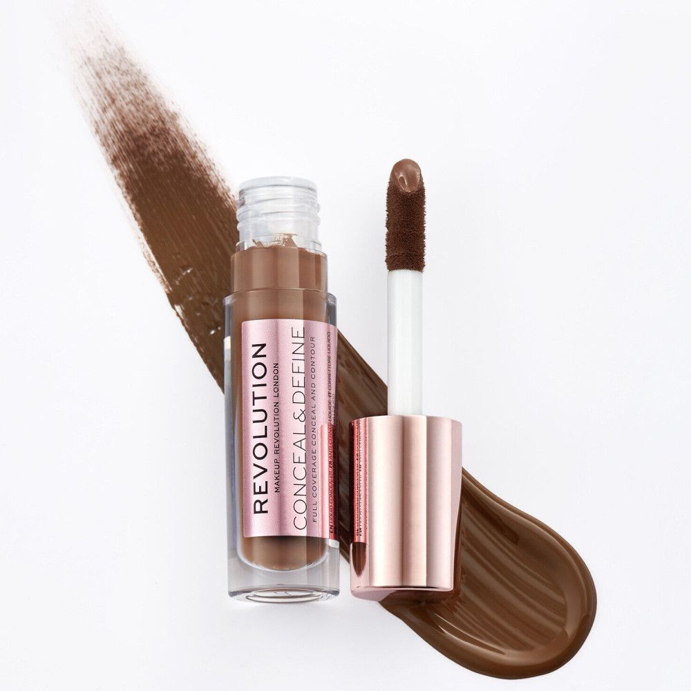 Concealer-Fläschchen mit Applikator und Produkt-Swirl. Marke und Produktname sichtbar.