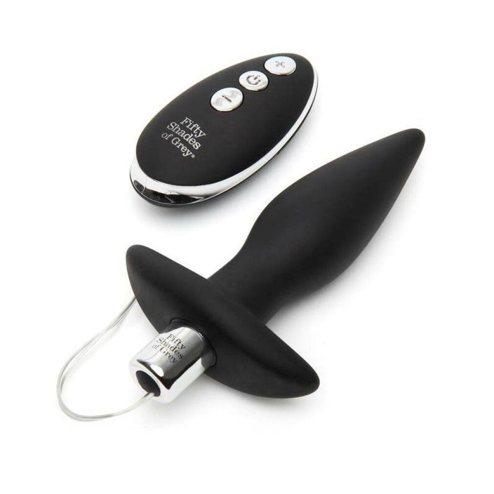 Schwarzer Analplug mit Fernbedienung. Fernbedienung mit Tasten. Metallring am Plug. Marke: Fifty Shades of Grey.