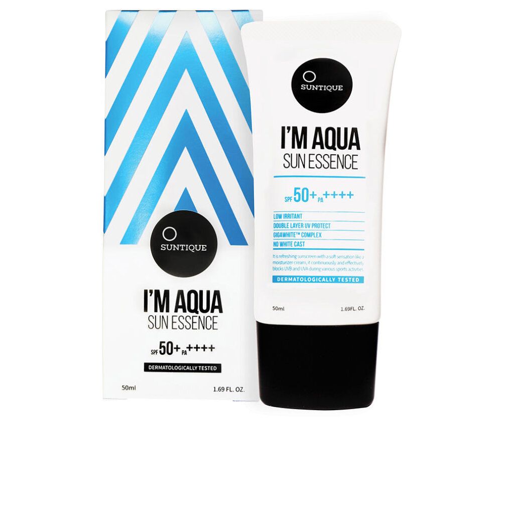 Suntique I'M Aqua Sun Essence. Weiße Tube und Schachtel mit blauen Mustern. Produktname und SPF-Wert deutlich sichtbar.