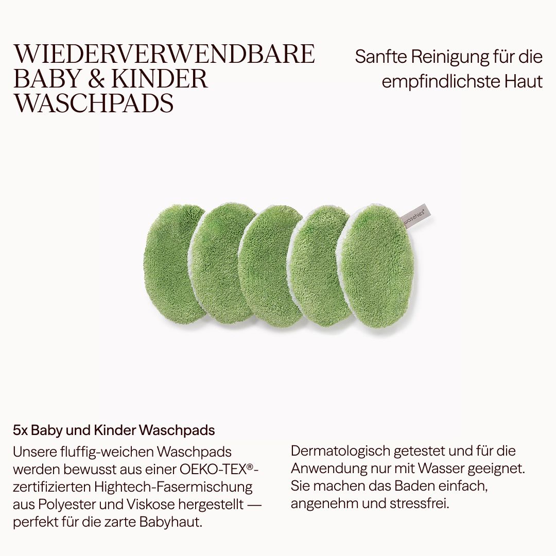 Fünf grüne Waschpads liegen nebeneinander. Text: Wiederverwendbare Baby & Kinder Waschpads. Dermatologisch getestet und für Wasser geeignet.