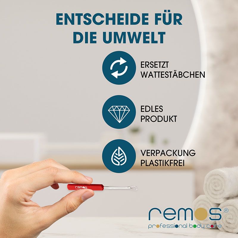Hand hält Ohrreiniger mit rotem Griff. Text: Entscheide für die Umwelt. Ersetzt Wattestäbchen, edles Produkt, verpackungsfrei.