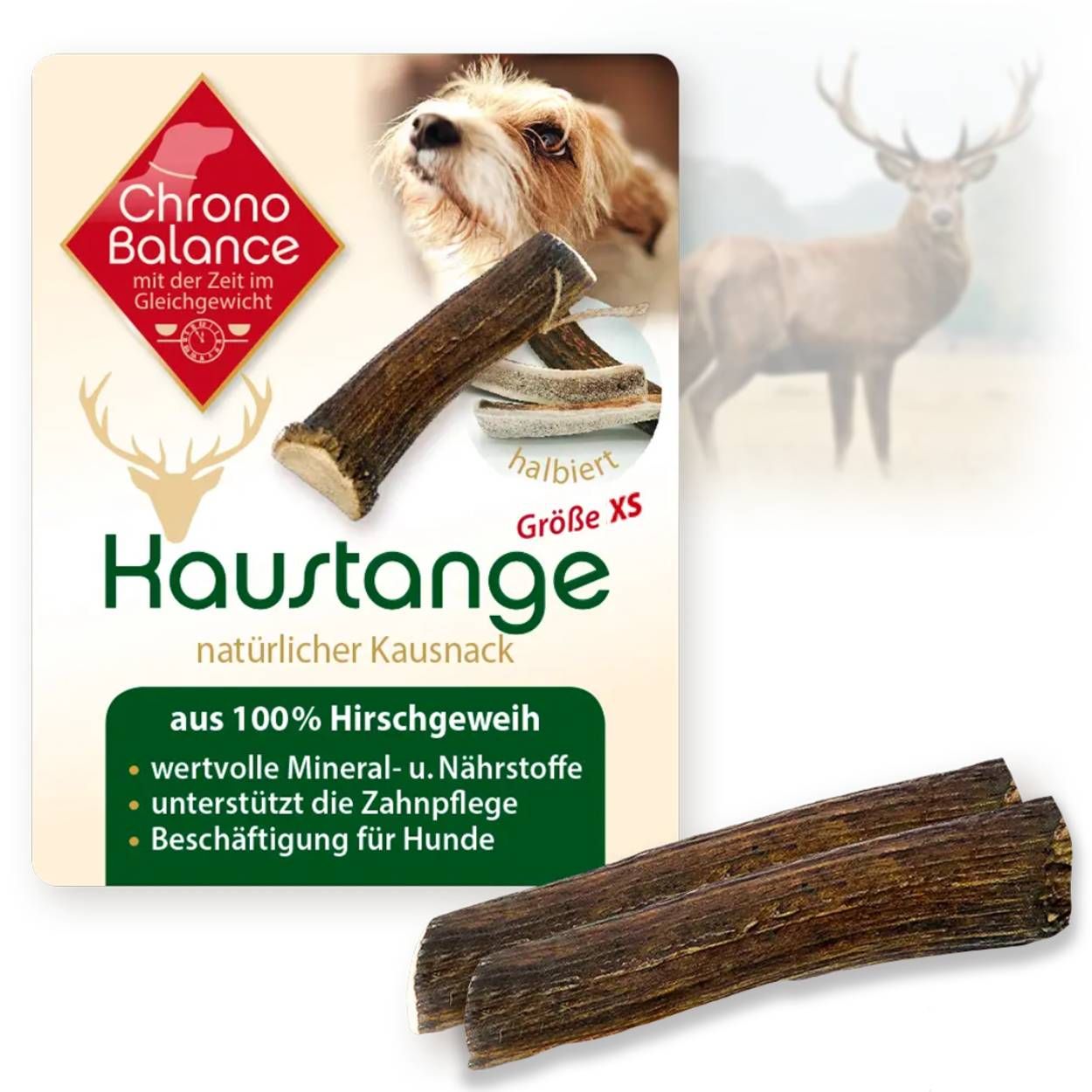 Zwei halbierte Rothirsch Geweihstangen, Größe XS. Produktverpackung mit Logo und Text. Hintergrund: Hund und Hirsch.