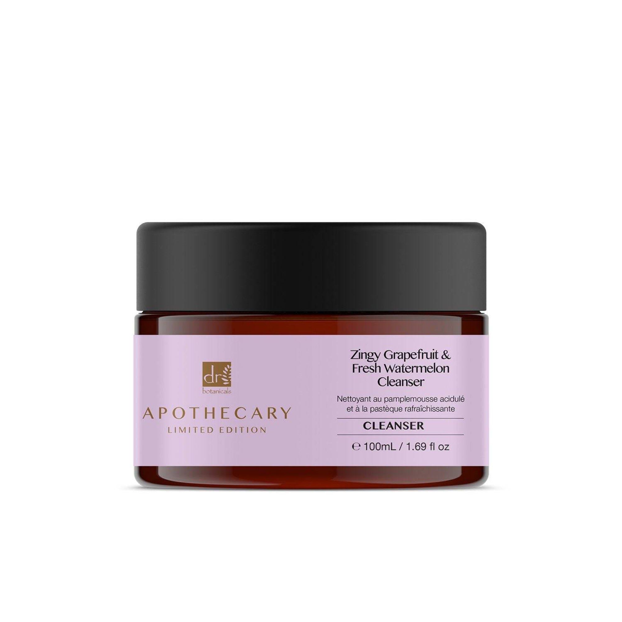 Braunes Glas mit schwarzem Deckel. Etikett mit Produktnamen und Marke. Aufschrift: Zingy Grapefruit & Fresh Watermelon Cleanser.