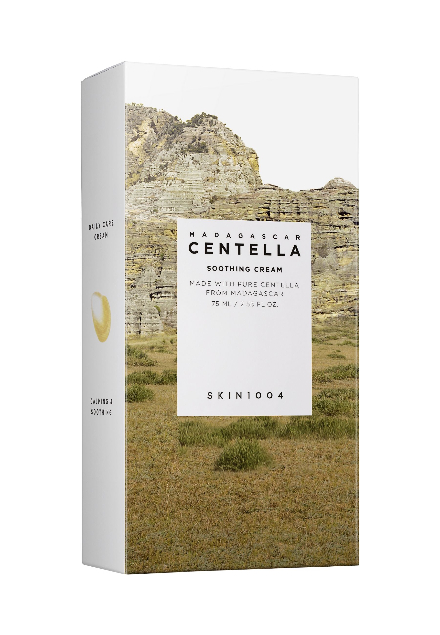 Verpackung von SKIN1004 Madagascar Centella Soothing Cream. Weißer Karton mit Produktinformationen und Landschaftsfoto.