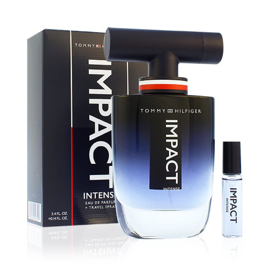 Tommy Hilfiger Impact Intense Flakon, Schachtel und Reisegröße. Schwarze Schrift auf blauem Farbverlauf. Schachtel mit rotem Streifen.