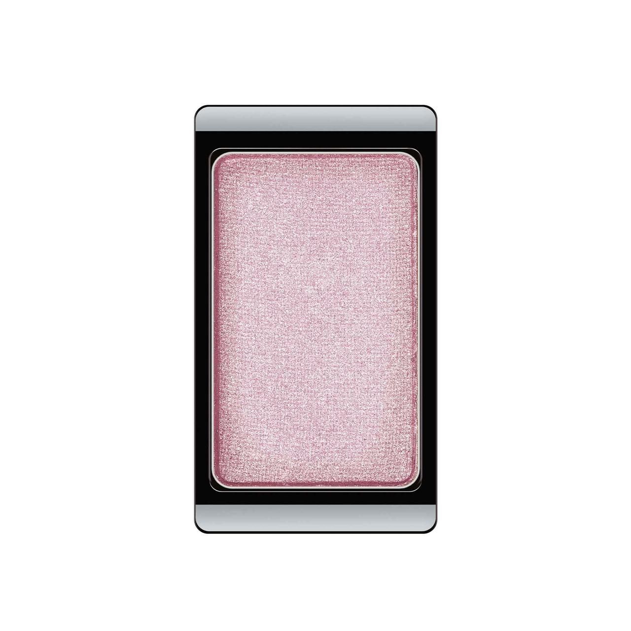 Artdeco Eyeshadow. Rosa Lidschatten in rechteckiger Form. Schwarzer Rahmen mit silberner Umrandung.