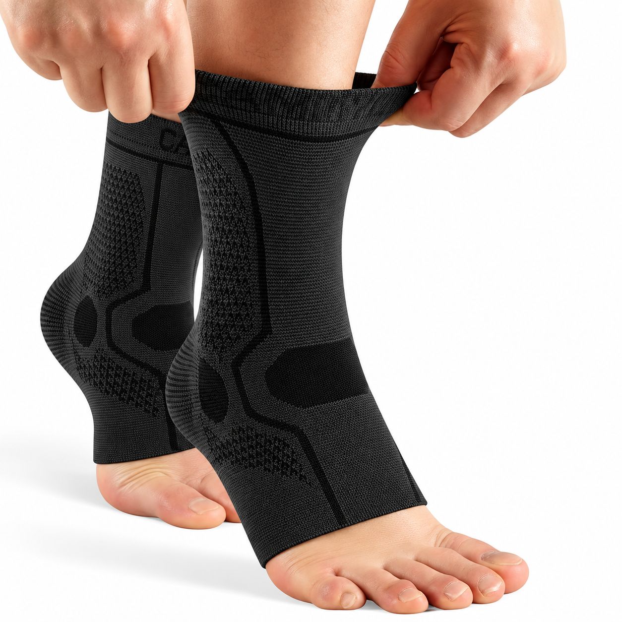 Schwarze Knöchelbandage mit Kompressionszonen und Silikonstreifen.