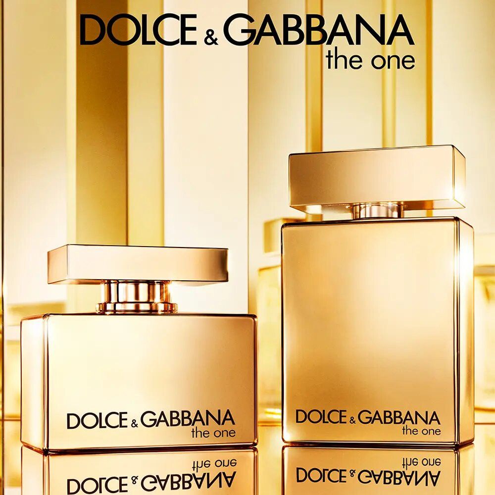 Zwei goldene Flakons von Dolce & Gabbana The One. Aufschrift deutlich sichtbar.