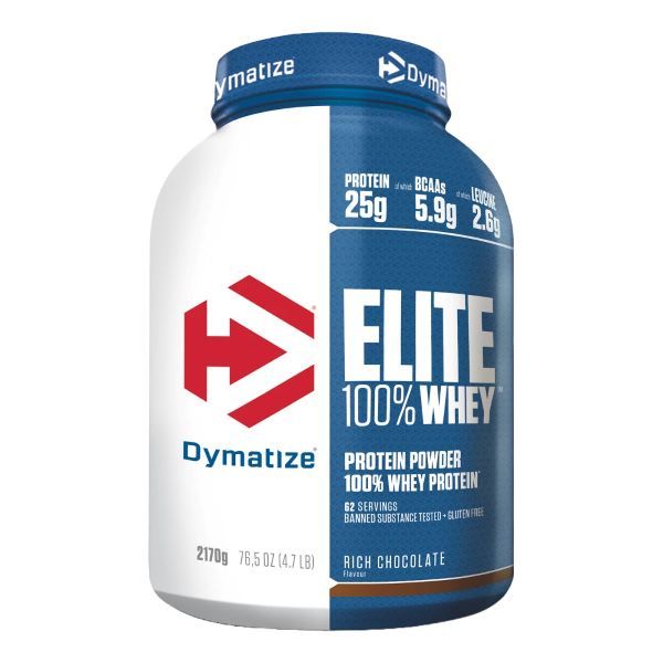 Dymatize Elite 100% Whey Protein-Pulver. Dose mit blauem Deckel und weißem Körper. Enthält 25g Protein, 5,9g BCAAs, 2,6g Leucin. 62 Portionen, Rich Chocolate.