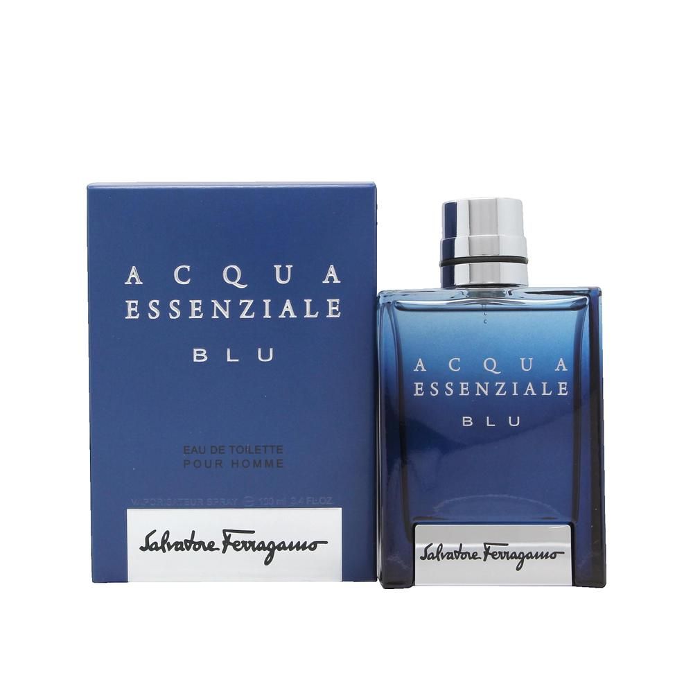 Blaues Parfümflakon und Schachtel. Aufschrift: Acqua Essenziale Blu und Salvatore Ferragamo. Eau de Toilette.