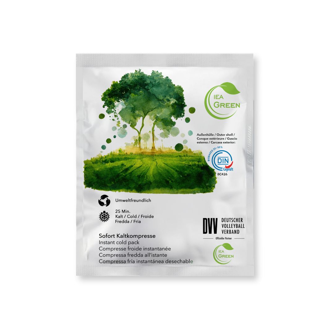 Weiße Verpackung mit IEA Green Logo und Baum-Grafik. Text: Sofort Kältekompresse, 25 Min. kalt. DVV Logo. DIN-Zertifizierung.