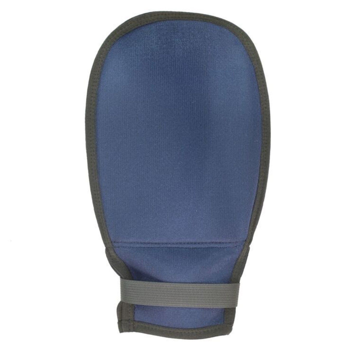 Blauer Handschuh mit schwarzem Rand und grauem Riemen am Handgelenk.