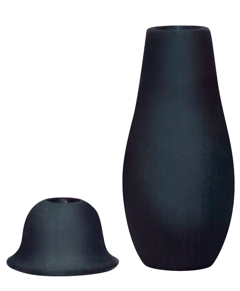 Schwarze Intimdusche mit Flasche und Aufsatz. Flasche birnenförmig, Aufsatz trichterförmig.