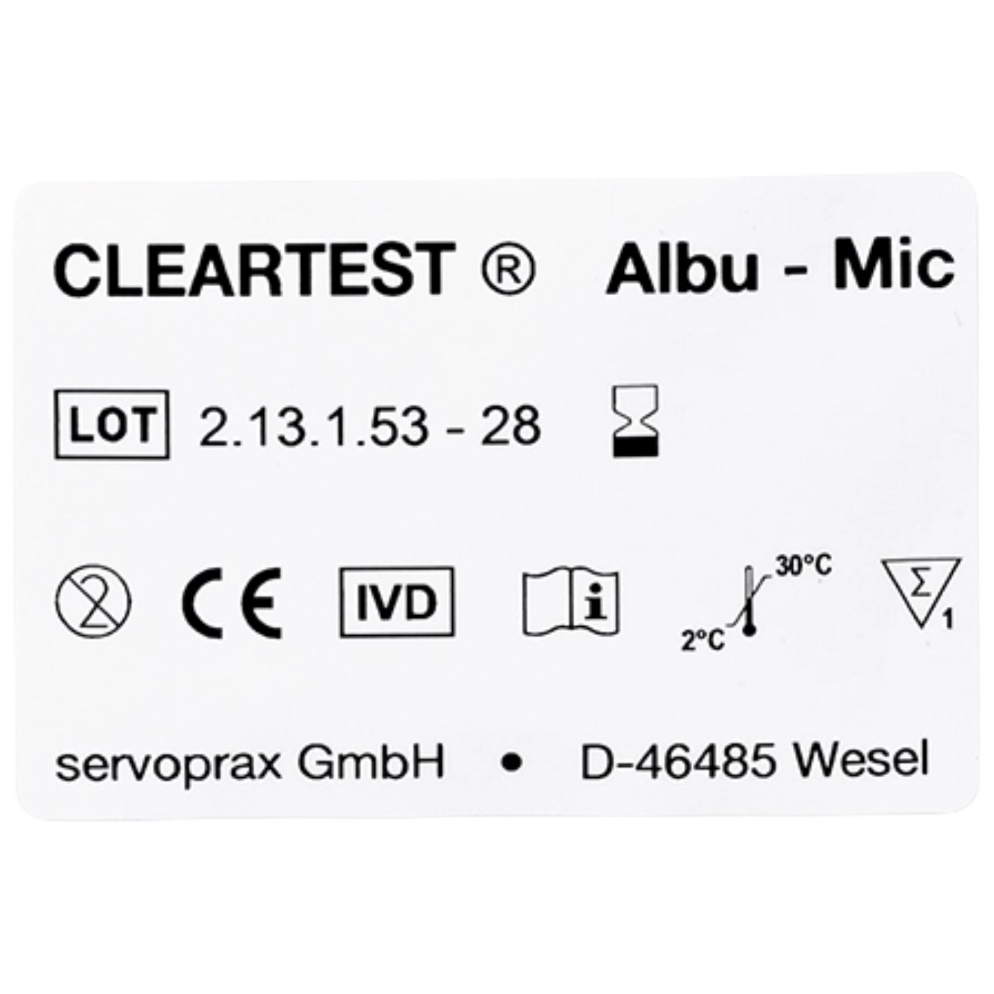 Etikett mit Cleartest Albu-Mic. Enthält LOT-Nummer, CE-Kennzeichnung, IVD-Symbol, Temperaturhinweise. Hersteller: servoprax GmbH.