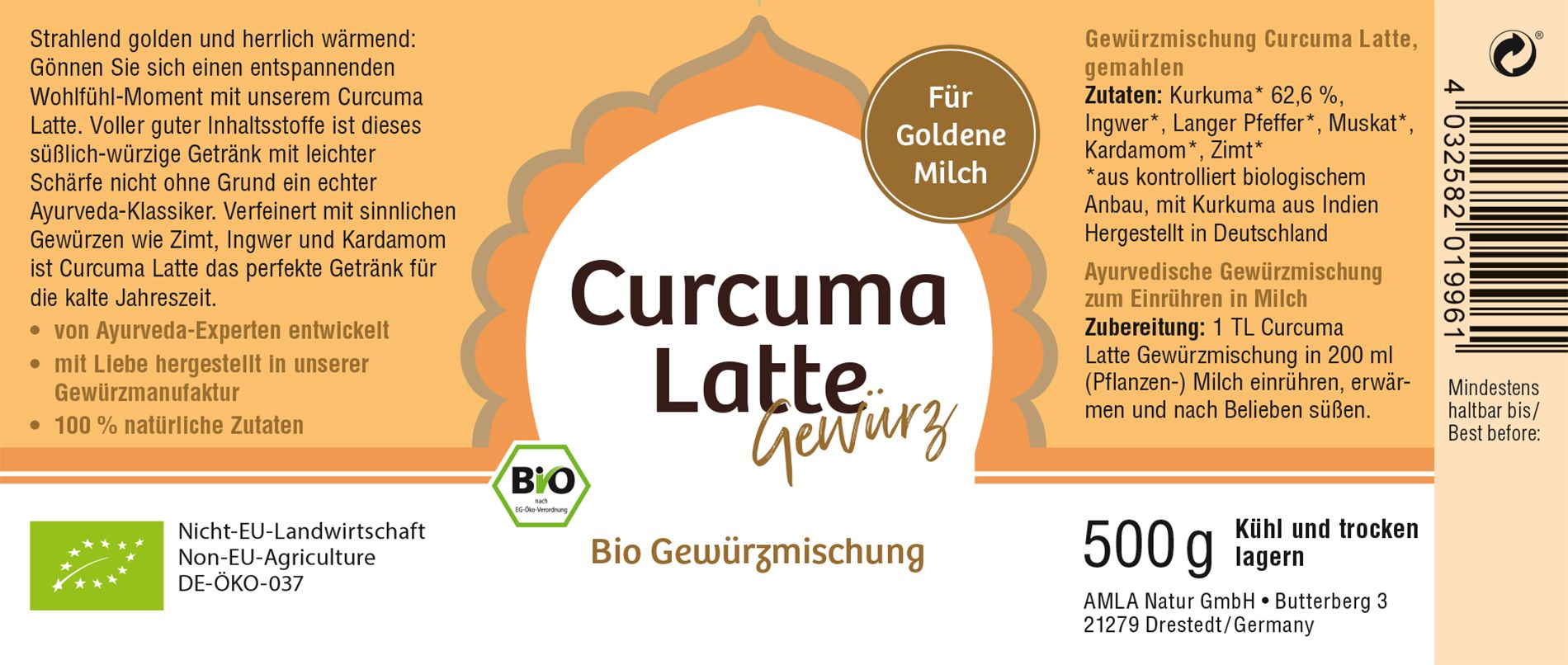 Etikett mit Text: Curcuma Latte Gewürz, Bio-Siegel, Zutatenliste, 500g. Braune Schrift auf beigem Hintergrund.