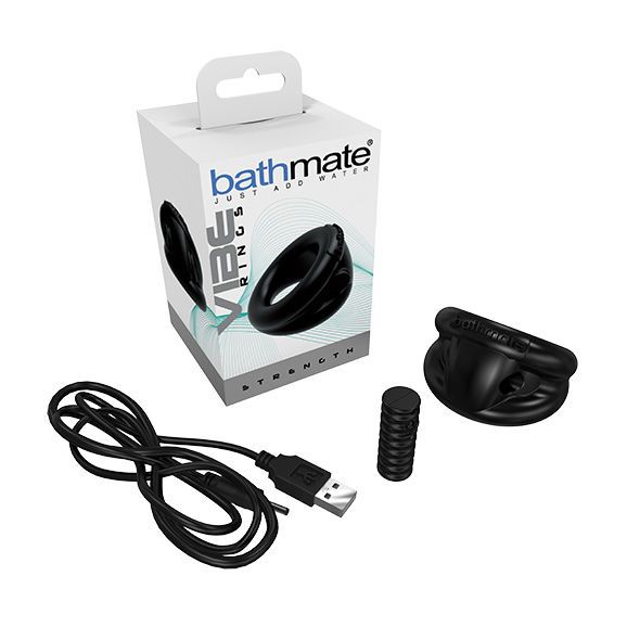 Produktverpackung mit Penisring, Vibrationsaufsatz und Ladekabel. Auf der Verpackung steht "bathmate VIBE RING".