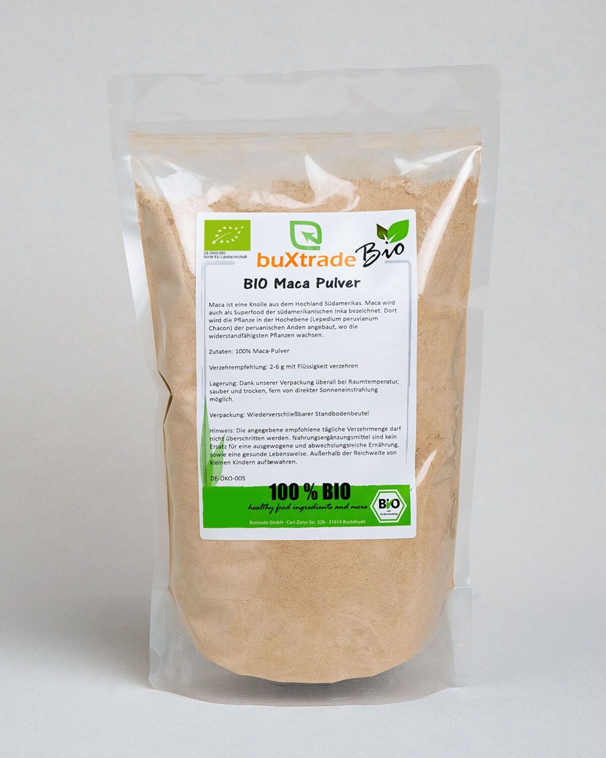 Buxtrade Bio Maca Pulver in einem wiederverschließbaren Beutel mit Nährwertangaben und Bio-Siegel.