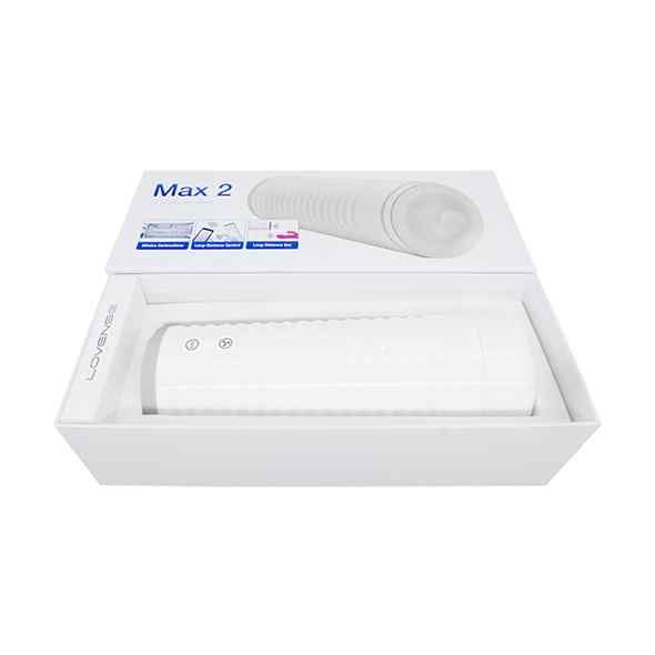 Weißer Masturbator in einer weißen Box.  Auf der Box ist der Produktname "Max 2" zu sehen.