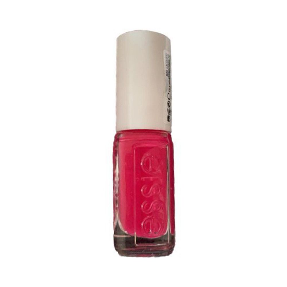 Kleine, rechteckige Nagellackflasche mit rosa Inhalt und weißem Deckel. Aufschrift: Essie.