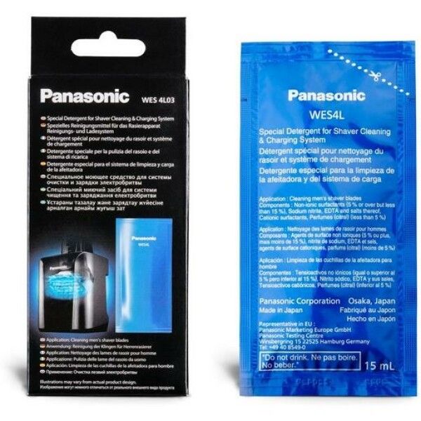 Schwarze Verpackung und blaues Reinigungsmittel-Beutel. Aufschrift: Panasonic WES4L 4L03.