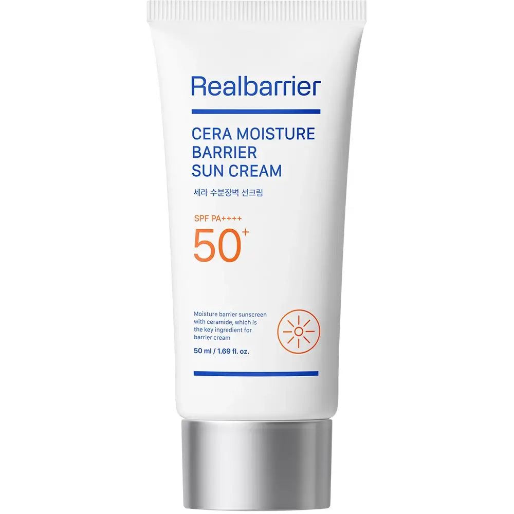 Weiße Tube mit silbernem Deckel. Aufschrift: Realbarrier Cera Moisture Barrier Sun Cream SPF 50+. Sonnencreme-Verpackung.