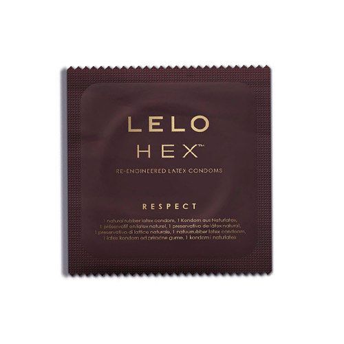 Braune Verpackung mit Aufschrift LELO HEX RESPECT. Einzelverpackung für Kondom.