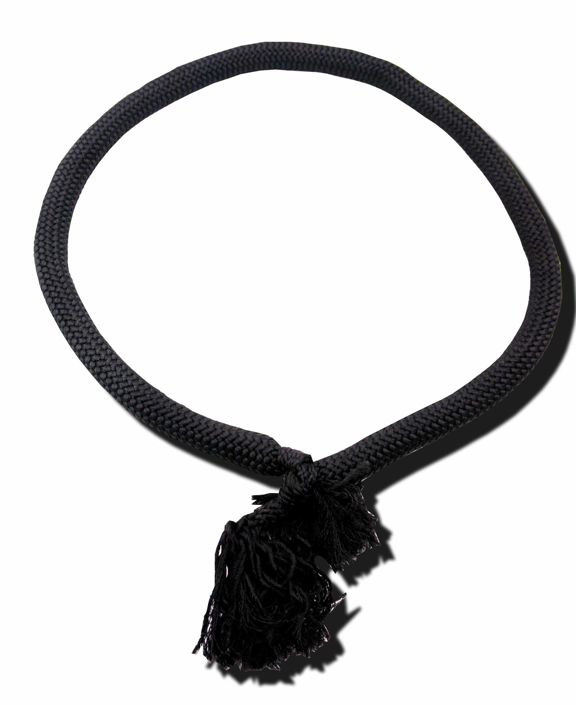 Schwarzer Halsring aus geflochtenem Material mit Quaste.
