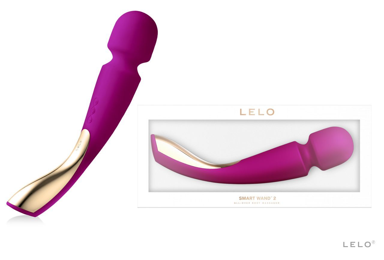 Lila Massagegerät und Verpackung. Marke LELO. Produktname: Smart Wand 2.