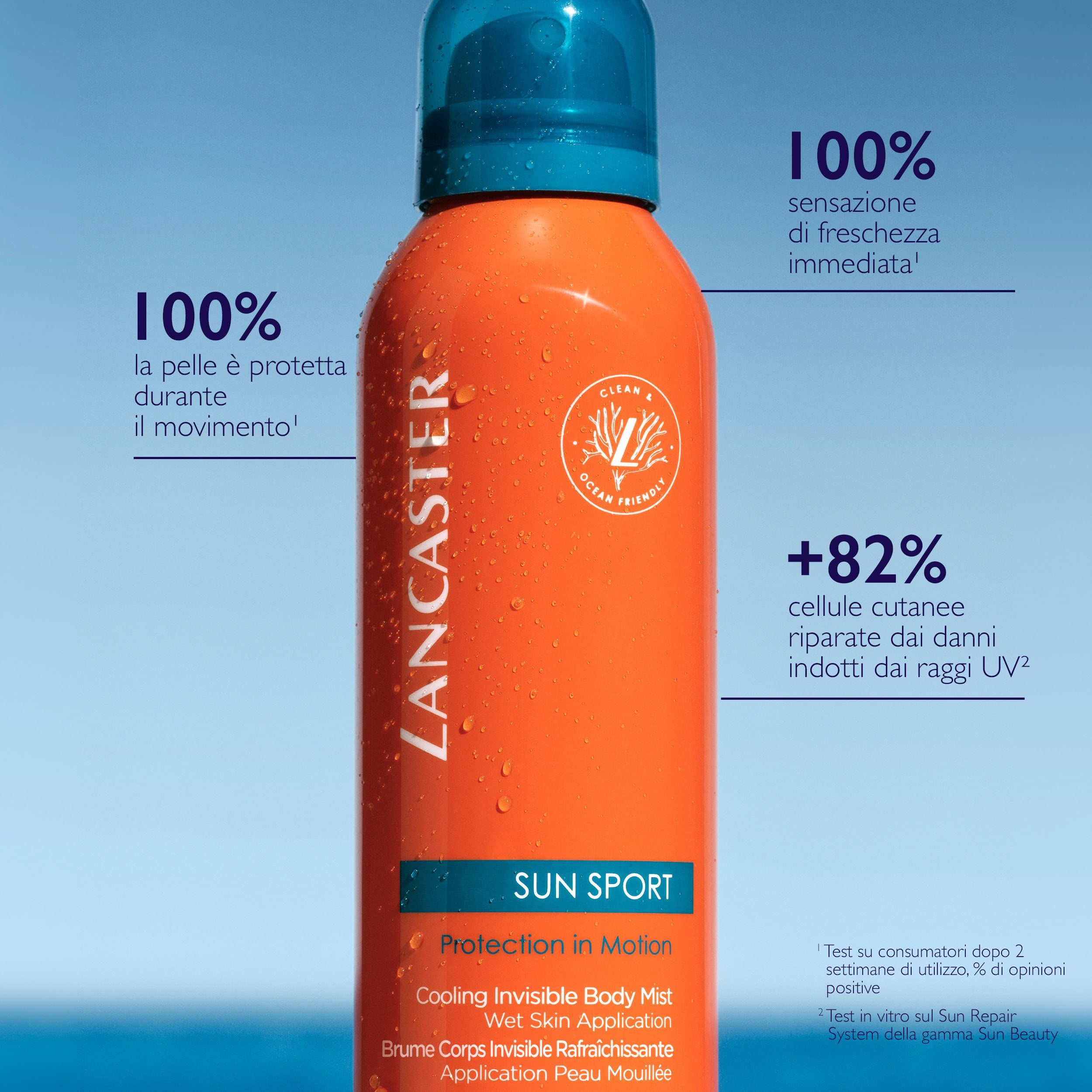Orangefarbene Sprühflasche mit blauem Deckel. Text: Lancaster, Sun Sport, Cooling Invisible Body Mist. Vegan.
