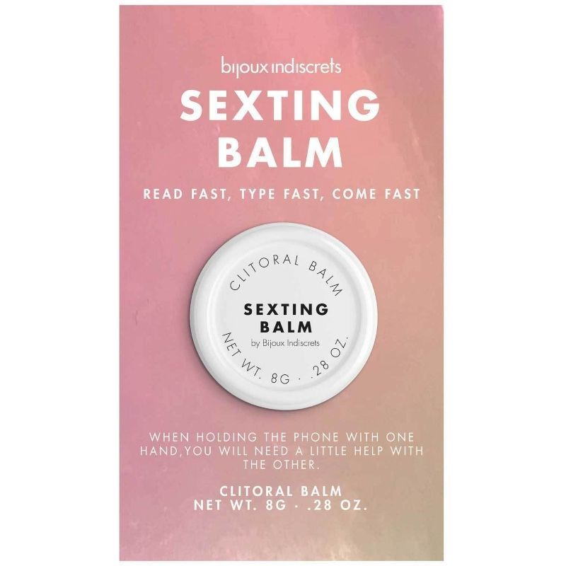 Verpackung mit Produkt. Text: Sexting Balm, Clitoral Balm. Dose mit Deckel. Farbverlauf von Pink zu Weiß.