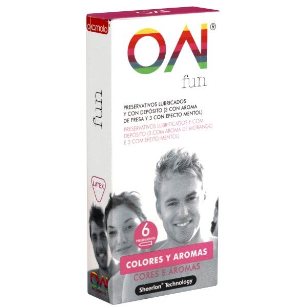 Verpackung mit Kondomen. Aufschrift "ON fun". Enthält 6 Kondome mit Erdbeer- und Mentholaroma. Mit "Sheerlon Technology".