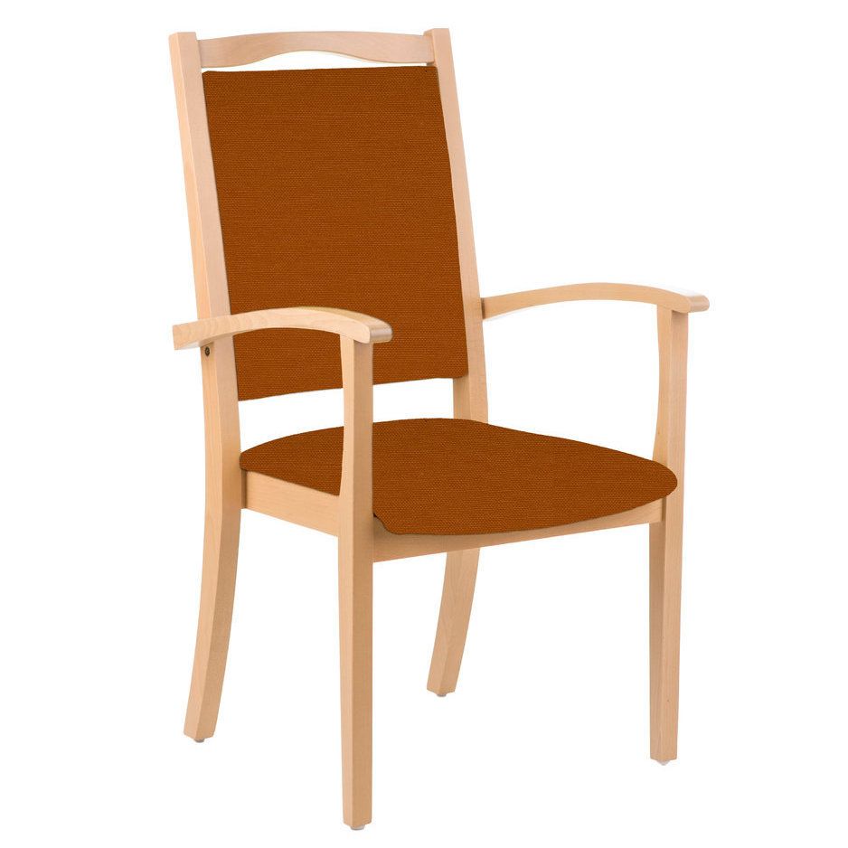 Seniorenstuhl mit Armlehnen. Holzrahmen, orangefarbener Sitz und Rückenlehne.