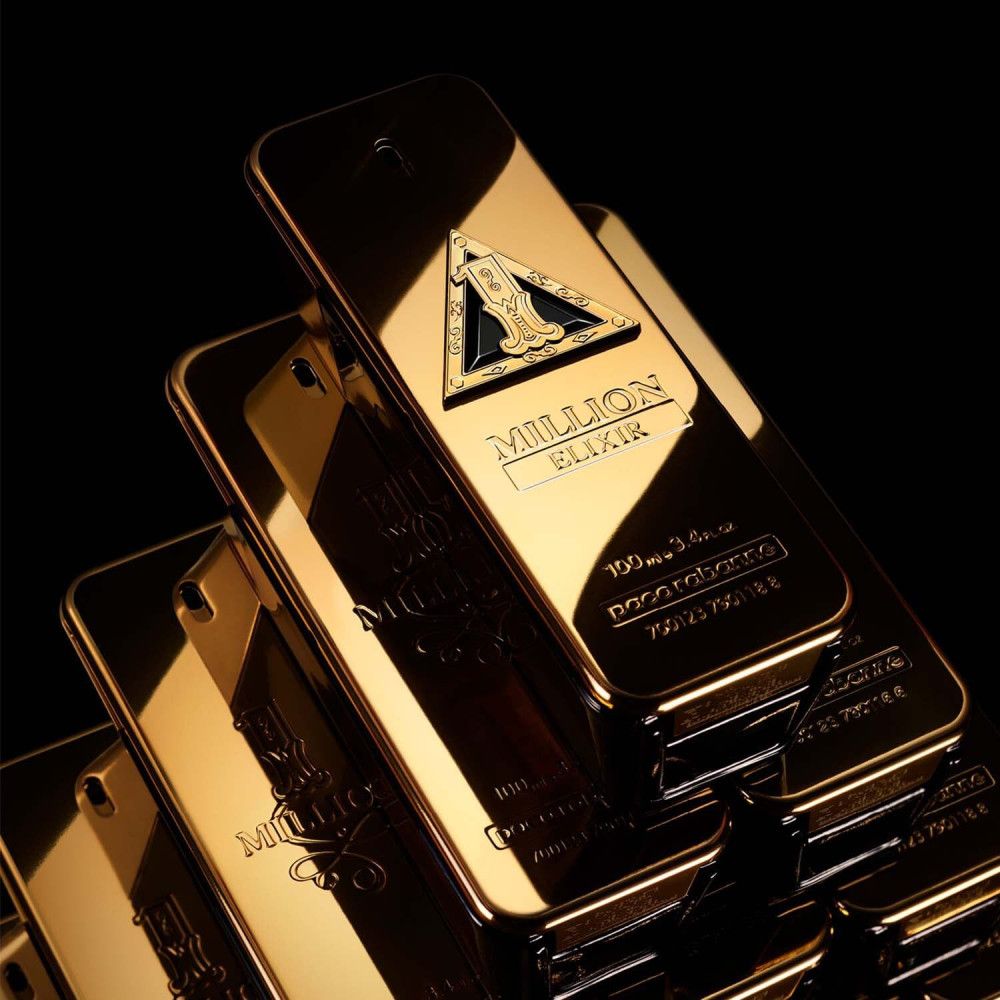 Mehrere goldfarbene Flakons. Aufschrift: Million Elixir.