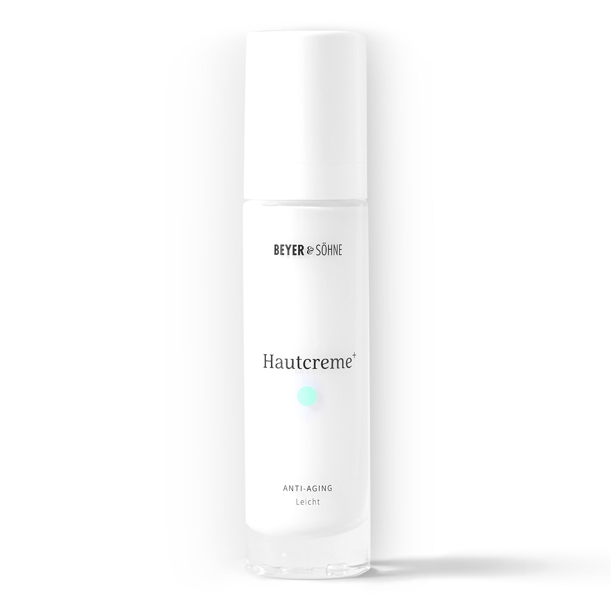 Weißer Hautcreme-Spender von Beyer & Söhne. Aufschrift: Hautcreme, Anti-Aging, Leicht.