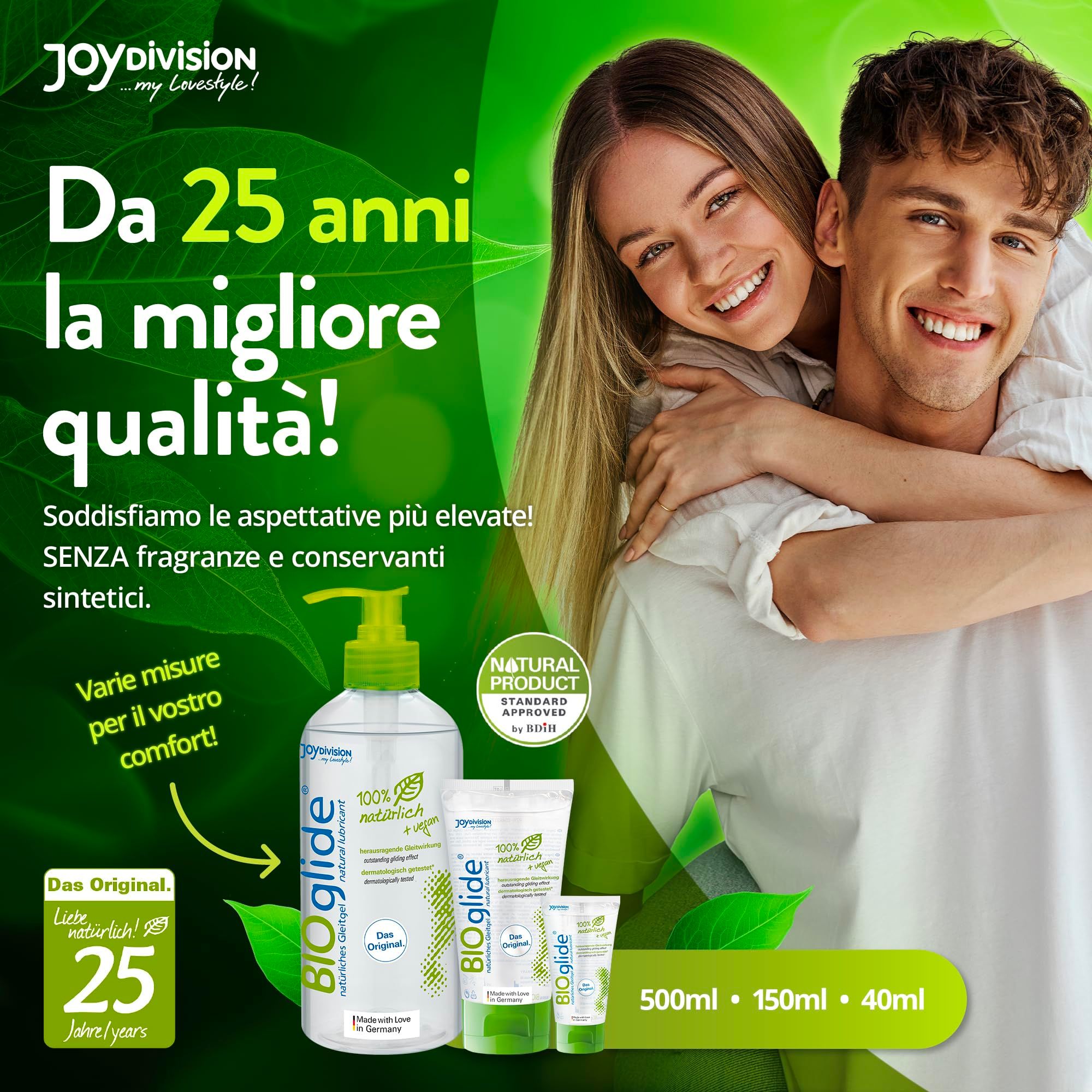 Paar lächelt, BIOglide Flasche und kleinere Tuben. "Da 25 anni la migliore qualità!" auf Italienisch.