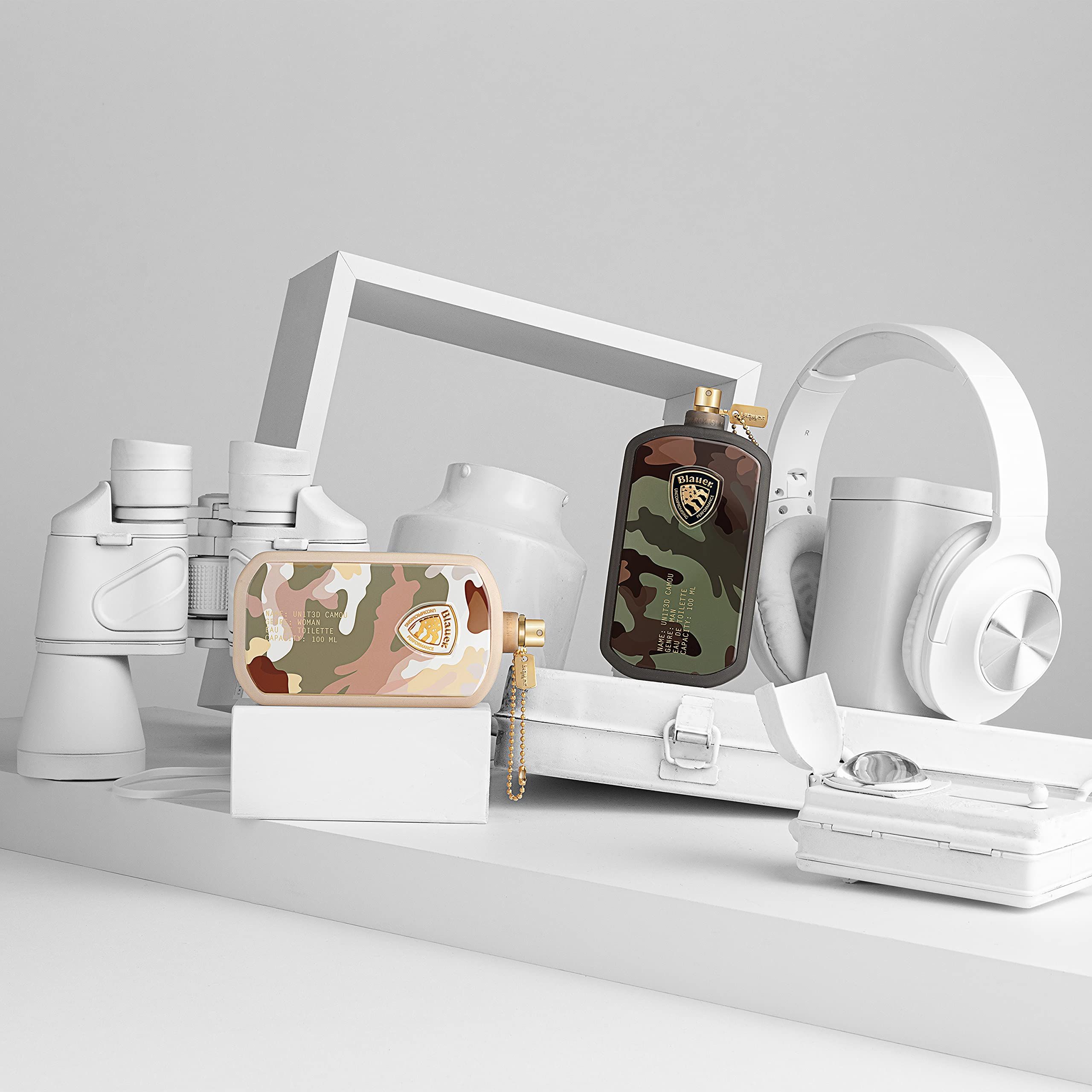 Produktpräsentation mit Parfümflaschen, Kopfhörern und Fernglas. Camouflage-Design. Marke Blauer.