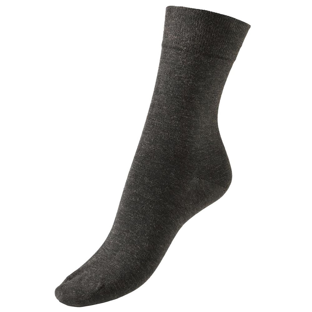 Graue Socke, aus einem weichen Material. Der Schaft ist gerippt. Die Socke ist auf weißem Hintergrund abgebildet.