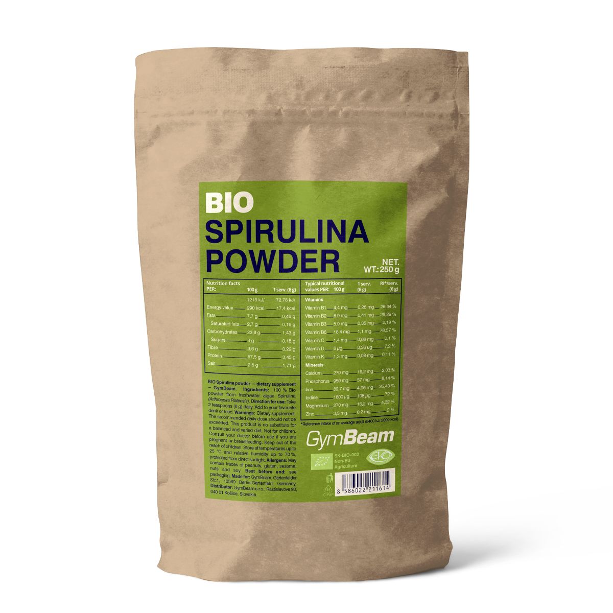 Braune Papiertüte mit BIO Spirulina Pulver von GymBeam. Enthält Nährwertangaben und Bio-Siegel.