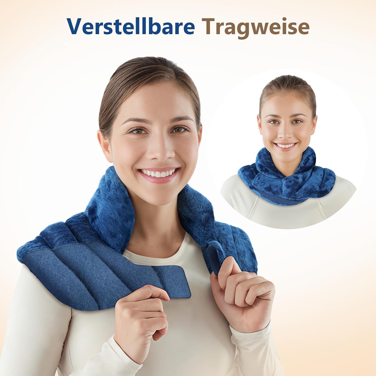Eine Frau trägt ein blaues Nackenkissen, das mit einem Klettverschluss verstellbar ist.